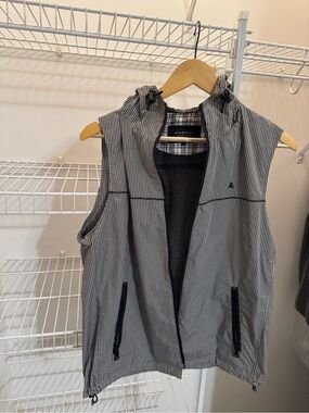 Burberry Large Black Label Men's Black & White Checked Hooded Vest